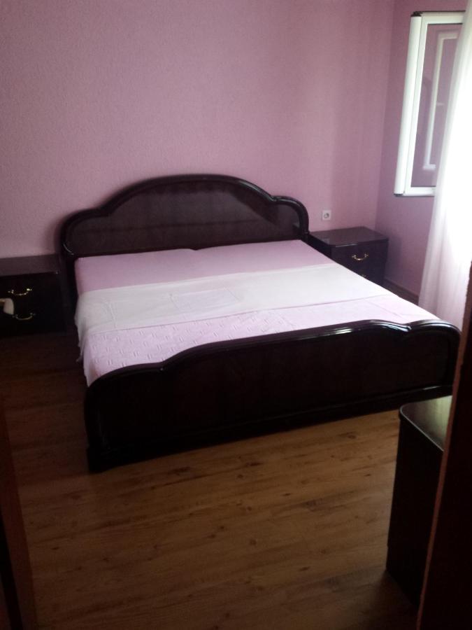 Apartment K2 Radanovici Bilik gambar