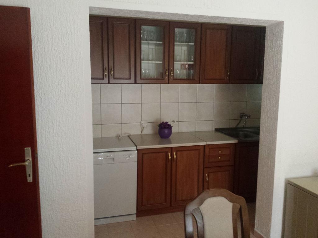 Apartment K2 Radanovici Bilik gambar