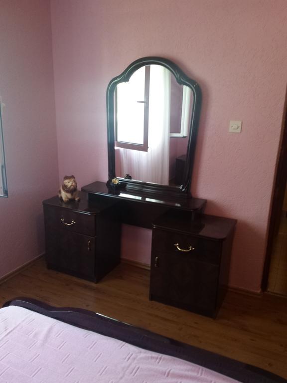 Apartment K2 Radanovici Bilik gambar